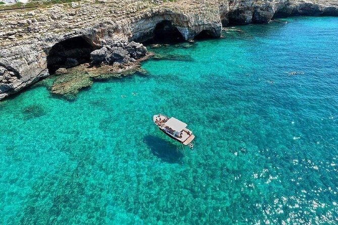 3 Hour Group Tour by Boat to the Caves of Santa Maria di Leuca - What the guiding adds to the boat ride