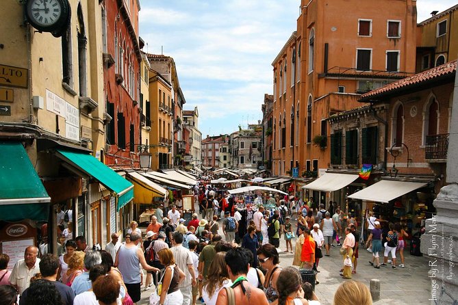 5-Day Best of Italy: Assisi, Siena, Florence, Venice and more - Walking, clothing, and practical preparation