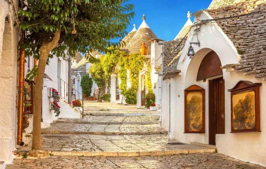 Alberobello: 2-Hour Guided Trulli Tour - Starting at Trullo Sovrano