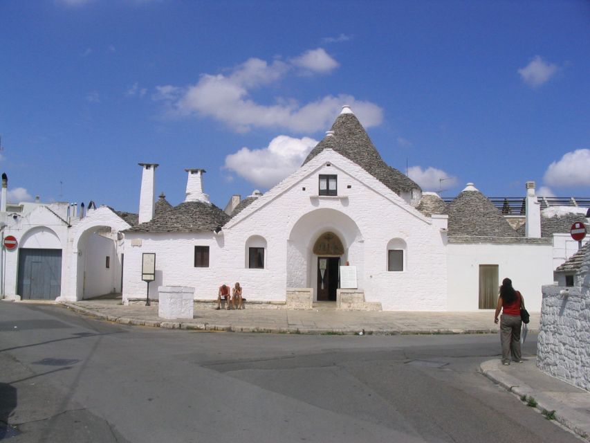 Alberobello: History Walking Tour - Key points at a glance