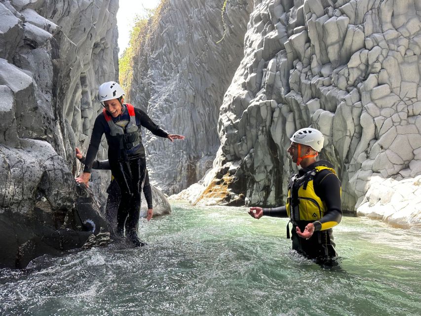 Alcantara River and Gorges: Bodyrafting Experience - Walking upstream through volcanic rock