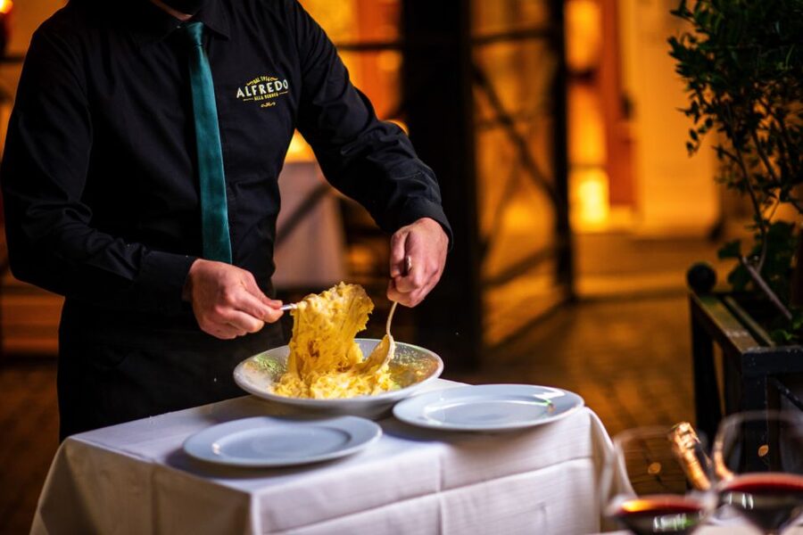 Alfredo alla Scrofa Restaurant in Rome: Eat Like a Star - What the pasta class is like