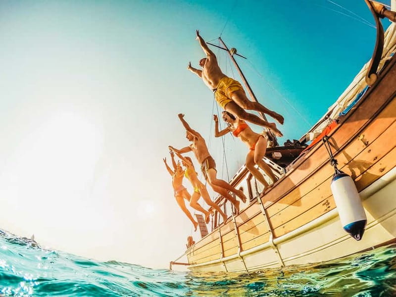 Amalfi Coast: Boat and Snorkeling Tour with Fruit & Drinks - Key points at a glance