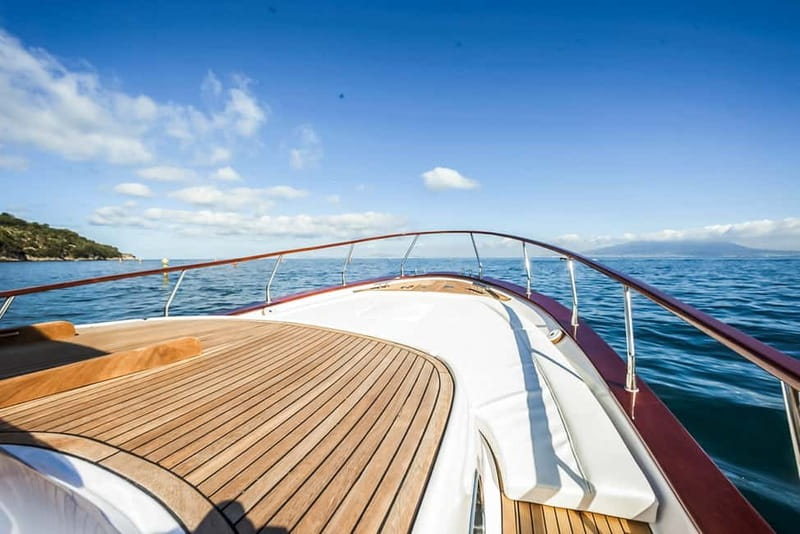 Amalfi Coast: Boat and Snorkeling Tour with Fruit & Drinks - Fruit, prosecco, limoncello, and the return ride