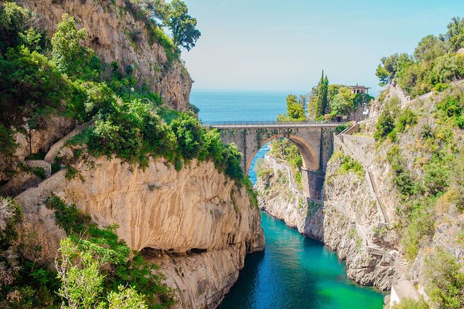 Amalfi Coast & Positano: Boat Tour with Snorkeling & Drinks - Starting from Amalfi or Positano