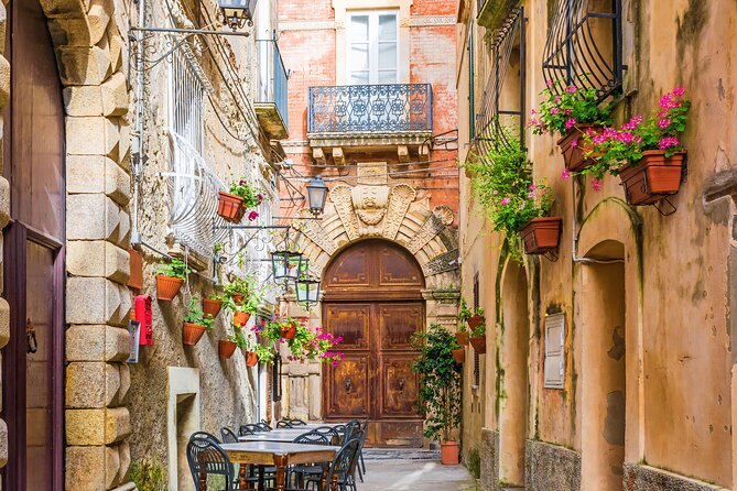 Amalfi Coast & Positano Day Trip from Rome with Coastal Cruise - How demanding is the day?