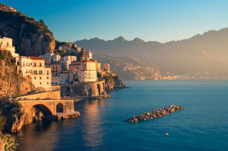 Amalfi: Sunset Boat Tour with Fruit and Drinks - Who should book this Amalfi sunset cruise?