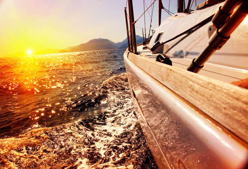 Amalfi: Sunset Boat Tour with Fruit and Drinks - Swimming near Praiano as Positano turns gold
