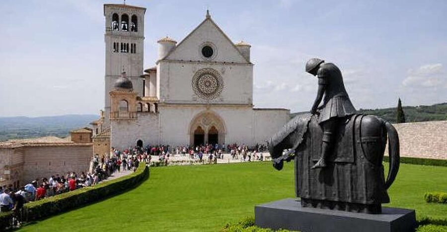 Assisi: Private Walking Tour with St. Francis Basilica - Key points to know before booking