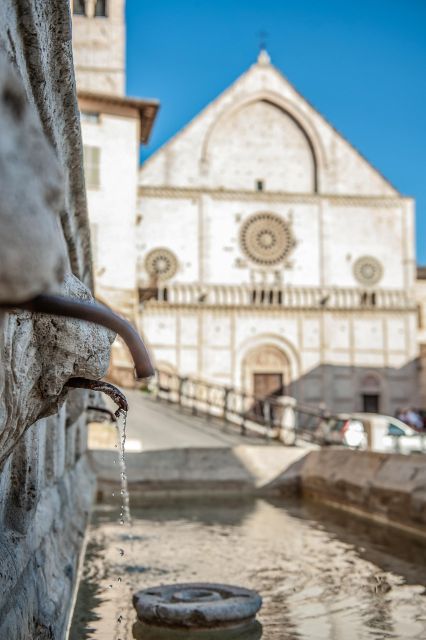 Assisi: Walking Tour with St. Francis Basilica Visit - Who should book this Assisi walk?