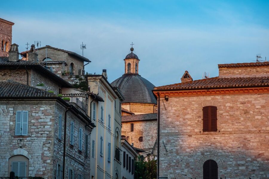 Assisi: Walking Tour with St. Francis Basilica Visit - Dress, dates, and practical planning