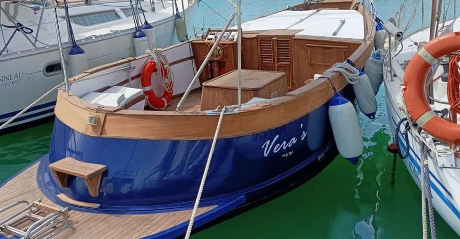 Bari by boat: admire the city from the sea with Aperitivo - Why seeing Bari from the sea changes the city