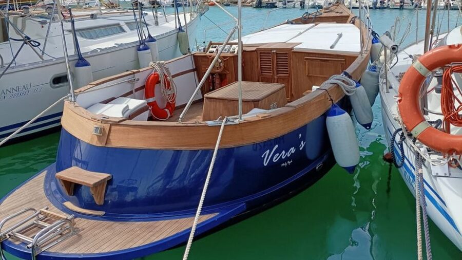 Bari by boat: admire the city from the sea with Aperitivo - What the price includes, and whether it feels fair