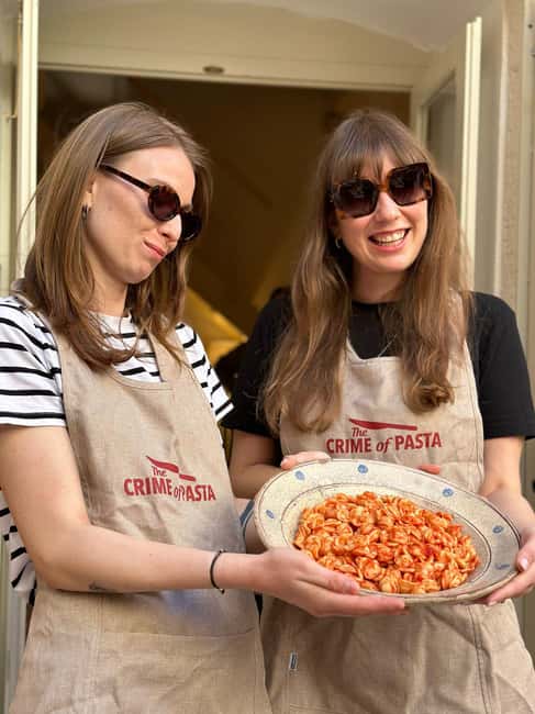 Bari: Pasta Experience Walking Tour - Guides who keep the history moving