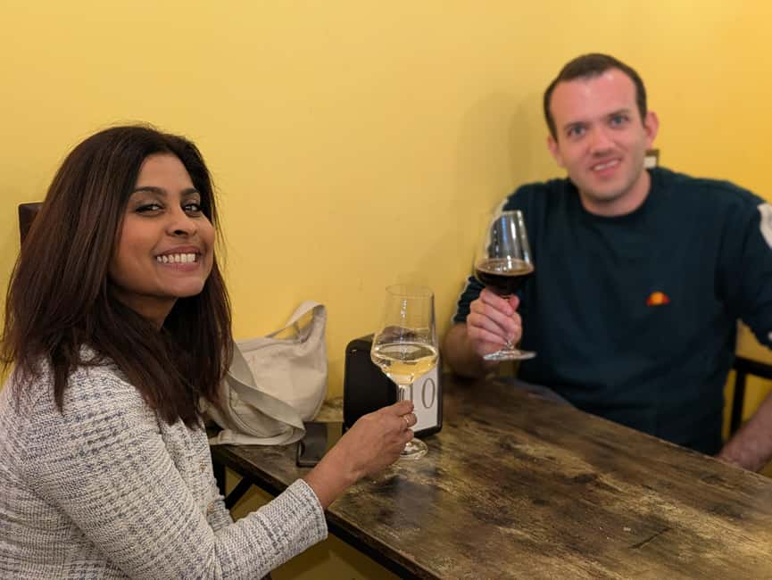 Bari: Street Food Walking Tour with Wine Tasting - Piazza Mercantile and the medieval Colonna della Giustizia