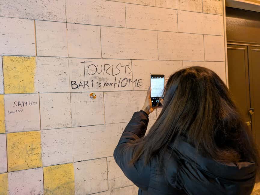 Bari: Street Food Walking Tour with Wine Tasting - Bari Cathedral and Castello Svevo from the outside