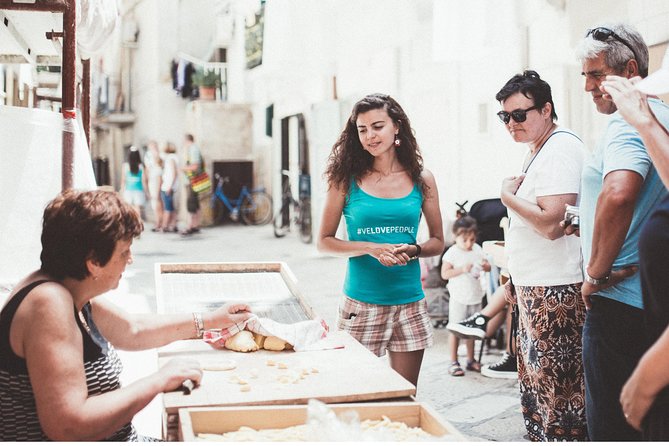 Bari Walking City Tour - Saint Nicholas Basilica and Bari’s seafaring soul