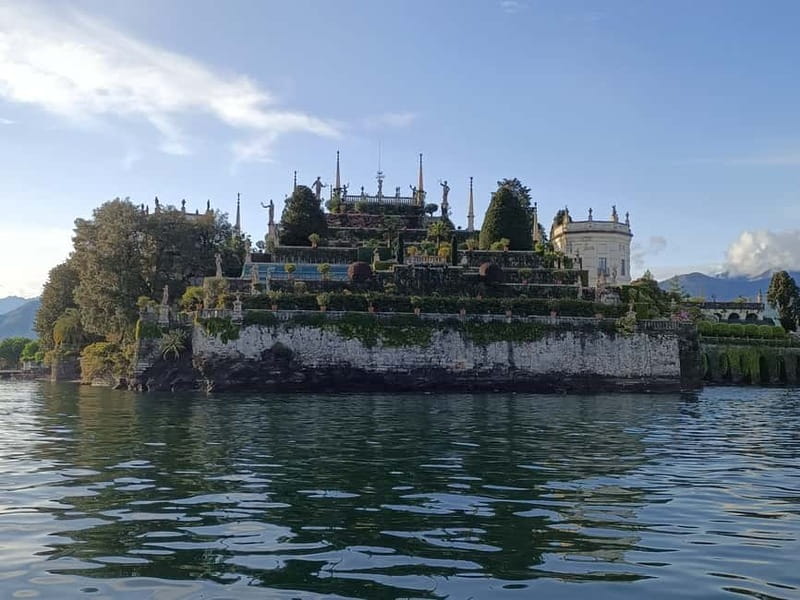 Baveno: Hop-On Hop-Off Boat Tour to 3 Borromean Islands - Practical limits and small details