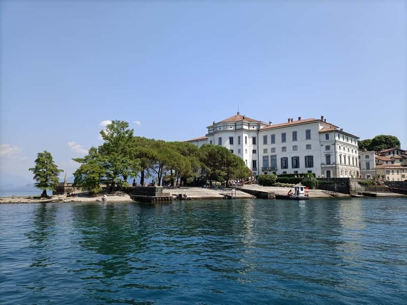 Baveno: Hop-On Hop-Off Boat Tour to 3 Borromean Islands - Starting in Baveno at Piazza IV Novembre