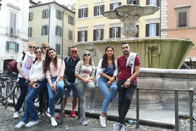 Best of Rome Walking Tour including Trevi Fountain - The Pantheon, explained without an interior visit