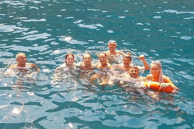 Boat excursion with lunch on board to discover Ischia - The wild coast of La Sgarrupata