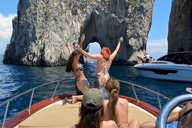 Boat Tour of the Caves on the Island of Capri - Grotta Verde and the emerald-colored water