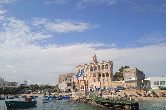 Boat tour of the Polignano a Mare caves with aperitif - Leaving from San Vito, not central Polignano