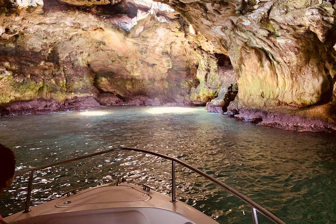 Boat tour of the Polignano a Mare caves with aperitif - The swimming stop and the aperitif