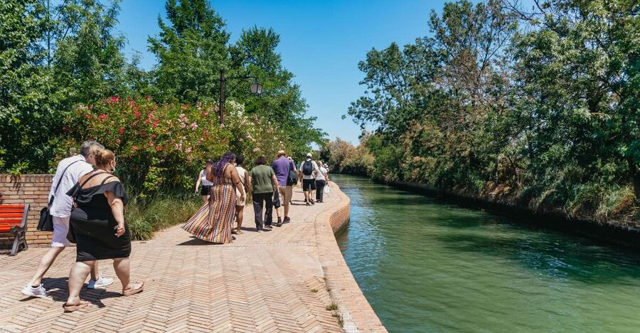 Boat Trip: Glimpse of Murano, Torcello & Burano Islands - Why this island trip earns its $29 price