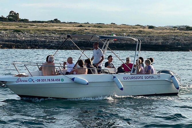 Boat trip to the Polignano a Mare caves - A relaxed two-hour pace