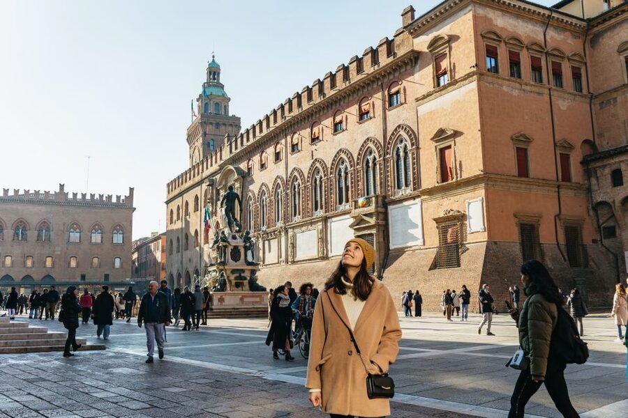 Bologna: City Center Walking Tour - Piazza della Mercanzia and the city’s medieval towers