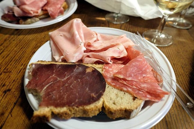 Bologna Food Tour by Taste Bologna: Intimate Group (Max 10) - Mercato delle Erbe and the people behind the pasta