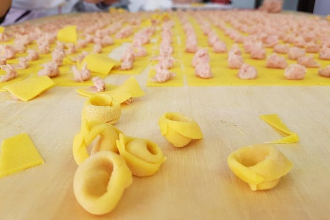 Bologna Food Tour from a local perspective - Why this Bologna food walk works so well