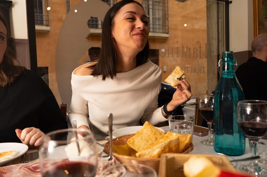 Bologna: Food Tour with Pasta Tasting & Local Specialties - Bakery dessert and artisanal gelato