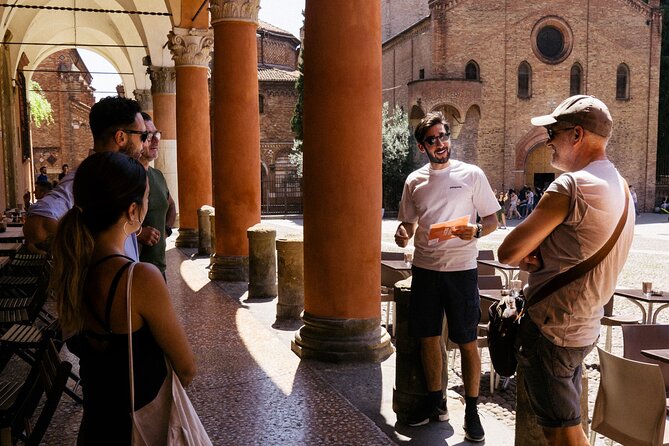 Bologna gastronomic experience with a local - The guides shape the quality of the walk