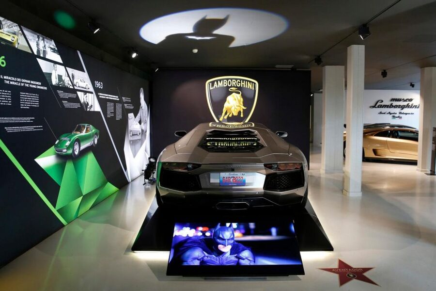 Bologna: Lamborghini Museum Entrance Ticket - The classic cars: Miura and Countach