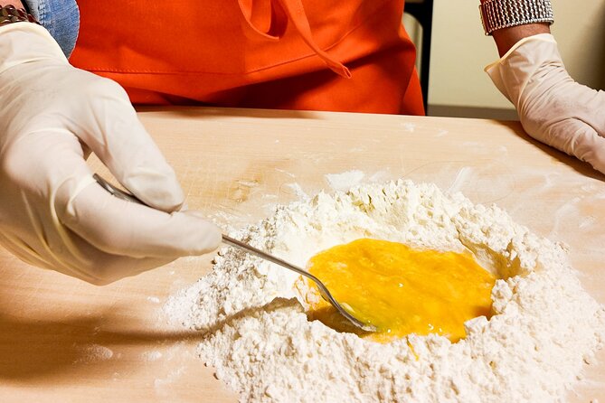 Bologna Local Pasta Cooking Class, Ragu, Spritz, Wine & Gelato - Making a Casoni spritz instead of a standard cocktail