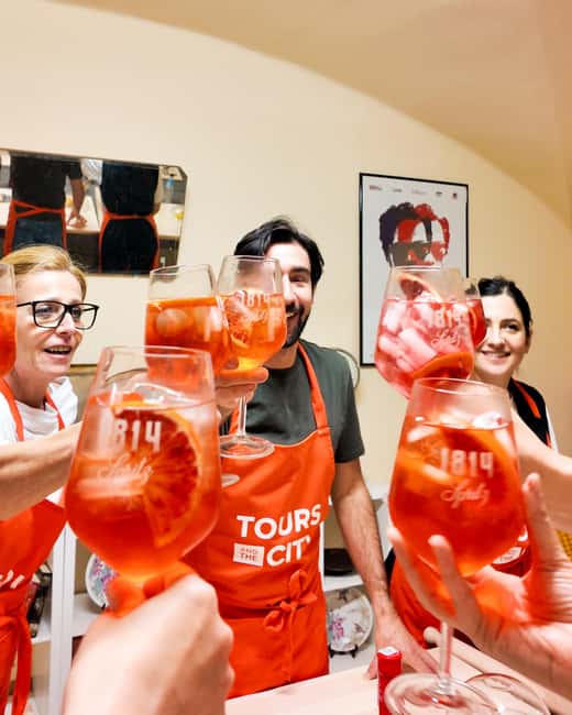 Bologna: Pasta Tagliatelle Ragu Cooking Class with Spritz - The mood is friendly, not formal