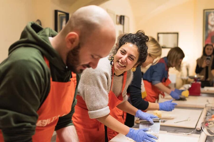 Bologna: Pasta Tagliatelle Ragu Cooking Class with Spritz - The aperitivo starts the class on the right note