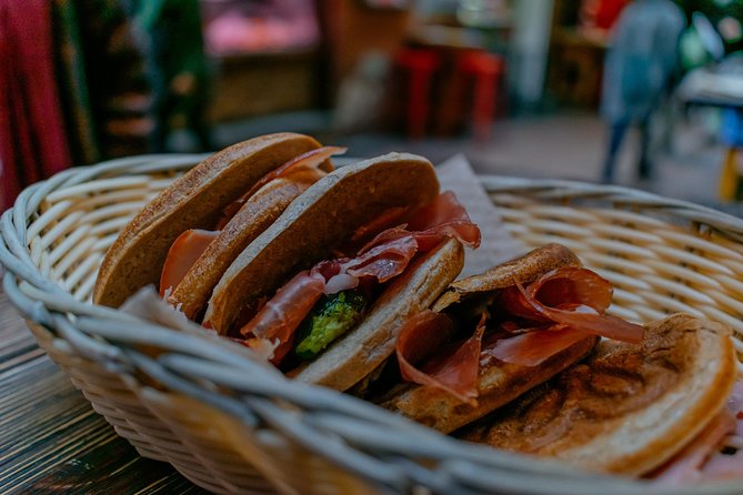 Bologna Private Food Tour with 6 or 10 Tastings - Bologna on a plate, with a private local guide