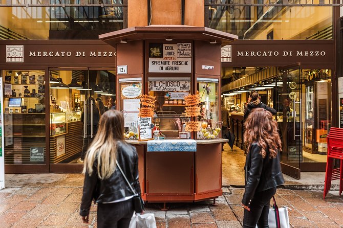 Bologna Private Highlights & Hidden Gems Tour with a Local - Main sights, quieter churches, and personal interests