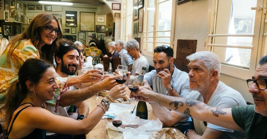 Bologna: Walking Food Tour with a Local Guide - Tortellini and tagliatelle make it a real Bolognese meal