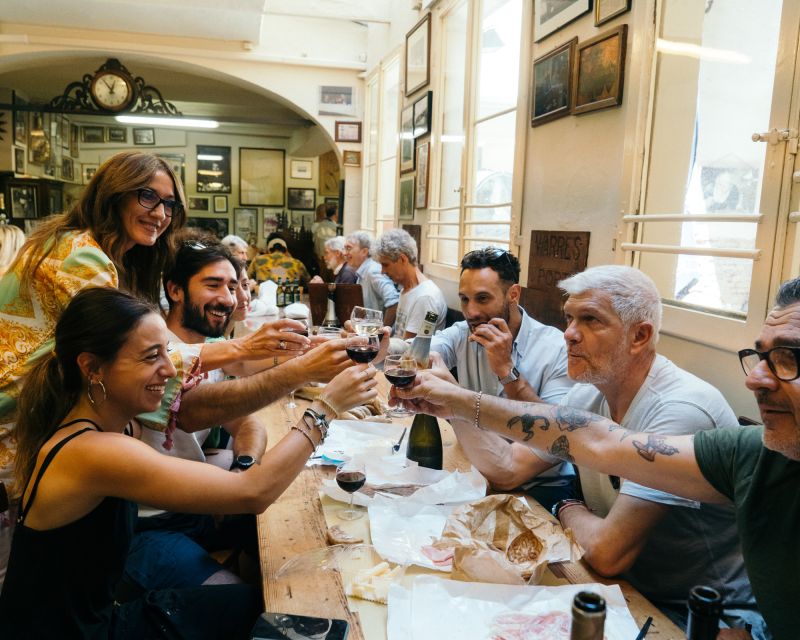 Bologna: Walking Food Tour with a Local Guide - Gelato closes the route on a high note