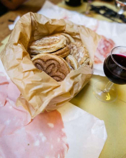 Bologna: Walking Food Tour with a Local Guide - What the walking part adds