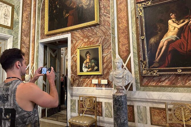 Borghese Gallery Guided Tour with Skip-the-Line Entry - Apollo and Daphne: marble caught in mid-change