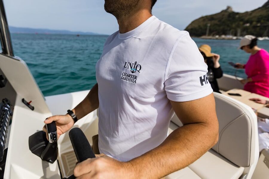 Cagliari: Coastline Cruise with Drinks and Snorkeling - Booking Advice for a Smooth Three Hours