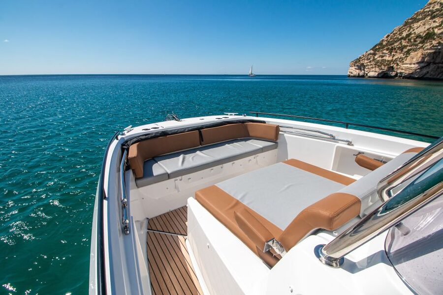 Cagliari: Luxury Motorboat Tour with 3 Swim Stops & Wine - Is $71 good value?
