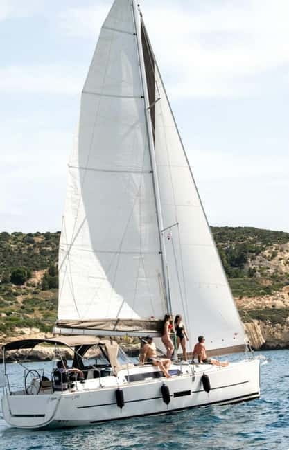 Cagliari: Sailing Tour with 4 Stops, Snorkeling and Prosecco - Key points at a glance