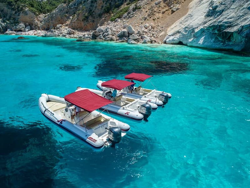 Cala Gonone: Dinghy Excursion to C. Mariolu and C. Goloritzè - Cala Luna for the afternoon