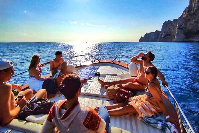 Capri Guided Boat Experience with Island Exploration and Transfer - Four hours at Spiaggia di Marina Piccola